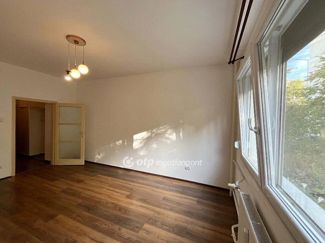Eladó téglalakás, Budapesten, IX. kerületben 42 M Ft, 1 szobás