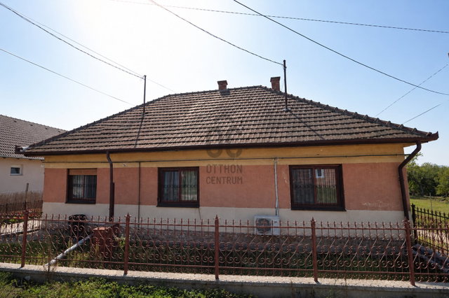 Eladó családi ház, Erdőkertesen 84.9 M Ft, 5 szobás