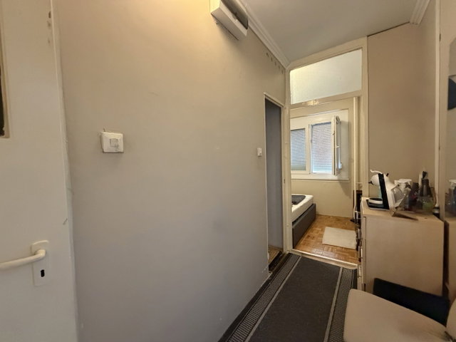 Eladó téglalakás, Szegeden 14.9 M Ft, 1+1 szobás