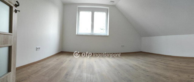 Eladó családi ház, Aranyosgadányban 98 M Ft, 6 szobás