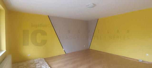 Eladó téglalakás, Szegeden, Árvíz utcában 69.9 M Ft