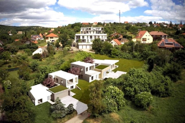 Eladó családi ház, Pécsett 165 M Ft, 5 szobás