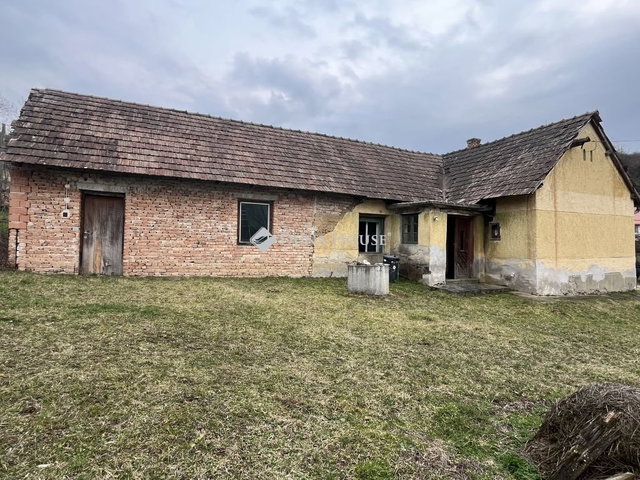 Eladó családi ház, Gyűrűsön 12 M Ft, 4 szobás