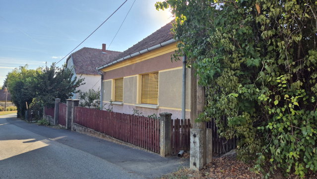Eladó családi ház, Bejcgyertyánosban 17.9 M Ft, 3 szobás