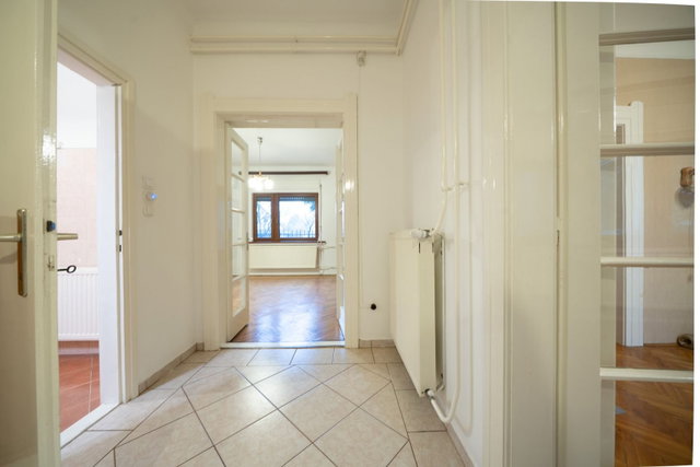Eladó családi ház, Üllőn 79.9 M Ft, 4 szobás
