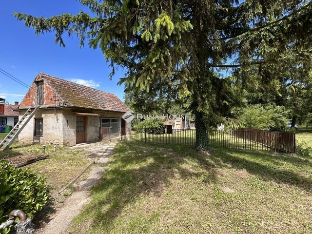 Eladó családi ház, Bakon 43.9 M Ft, 7 szobás