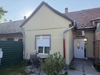 Eladó családi ház