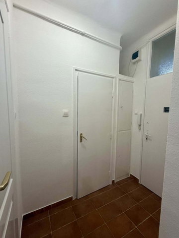 Eladó téglalakás, Nyíregyházán 27.9 M Ft, 1 szobás