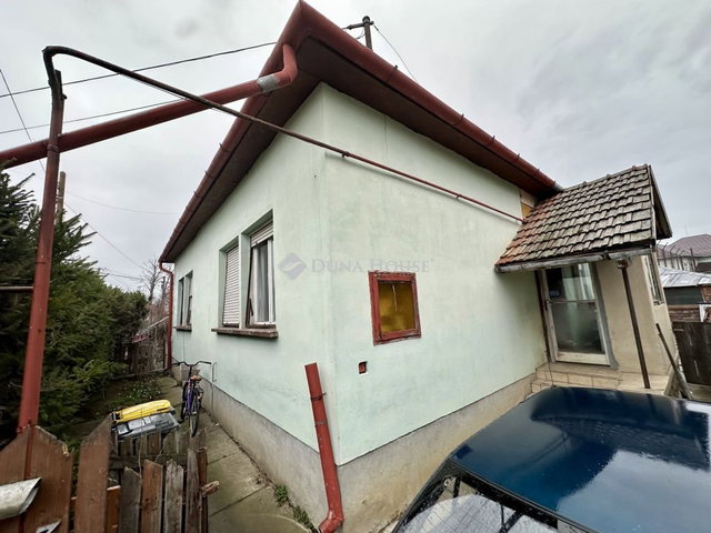 Eladó családi ház, Tószegen 22 M Ft, 3 szobás