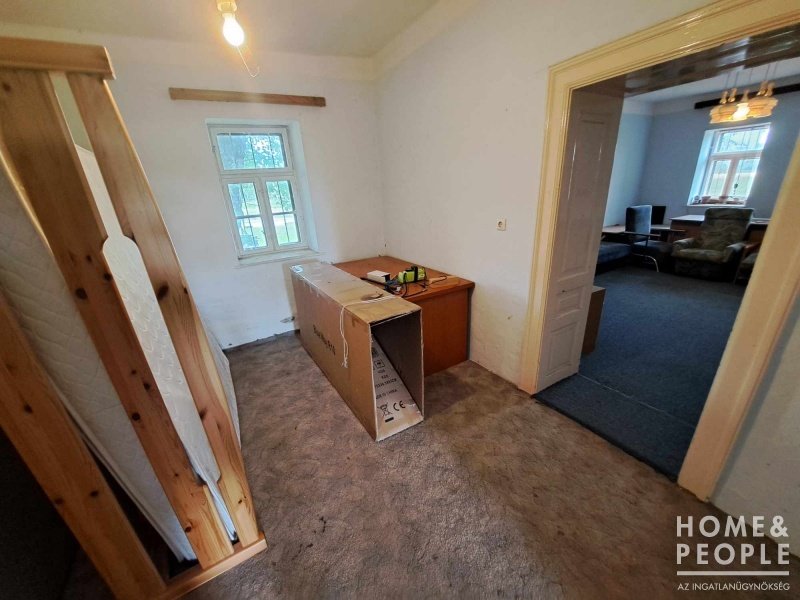 4 bed · 150m² · 29.990.000 ft