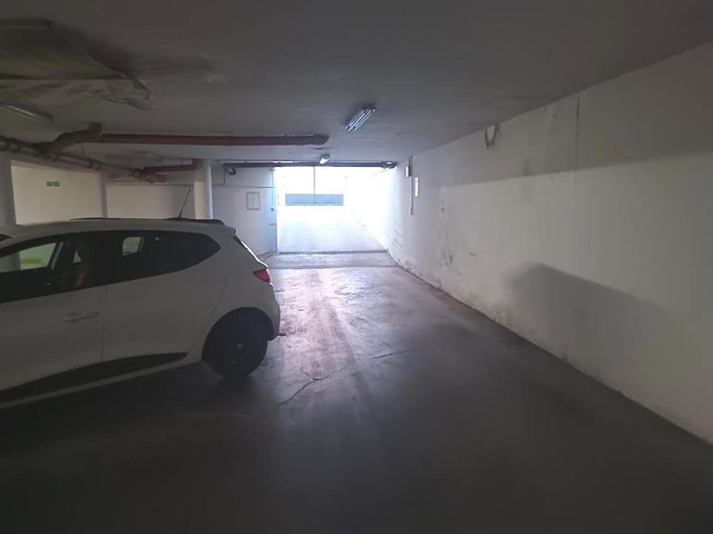 Eladó garázs, Kaposváron, József Attila utcában 3.5 M Ft