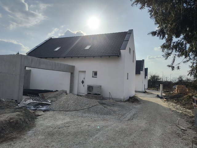 Eladó családi ház, Székesfehérvárott, Fiskális úton