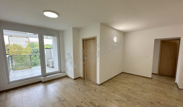 Kiadó téglalakás, albérlet, XIII. kerületben, Tahi utcában