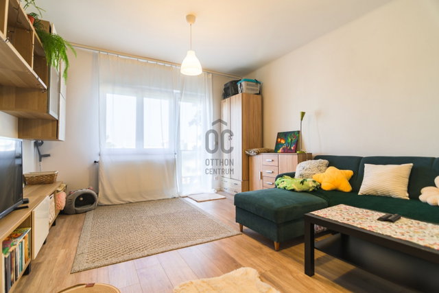 Eladó téglalakás, Budapesten, XI. kerületben, Budaörsi úton