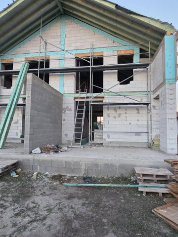 Eladó ikerház, Besnyőn 79.5 M Ft, 1+4 szobás