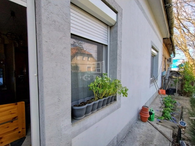 Eladó családi ház, Budapesten, XVIII. kerületben 54.99 M Ft