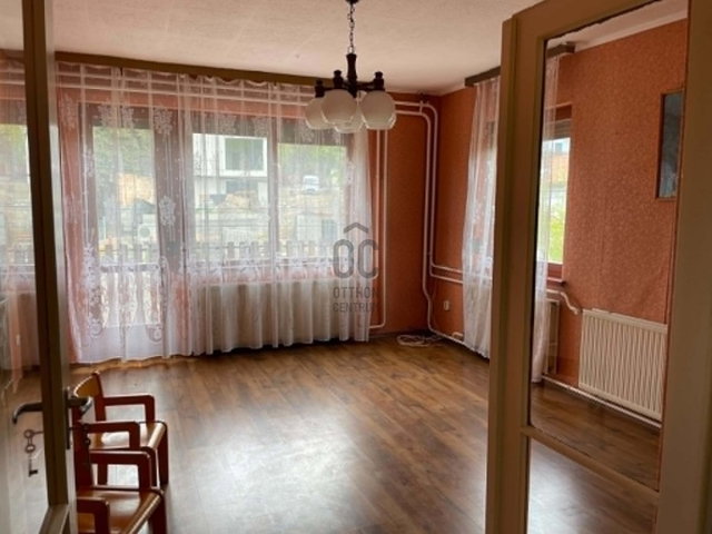 Kiadó téglalakás, albérlet, Törökbálinton 240 E Ft / hó