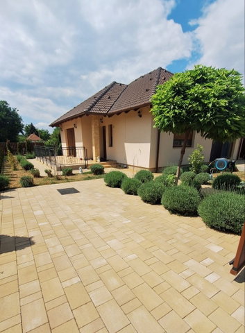 Eladó ikerház, Gödöllőn 152.5 M Ft, 4 szobás