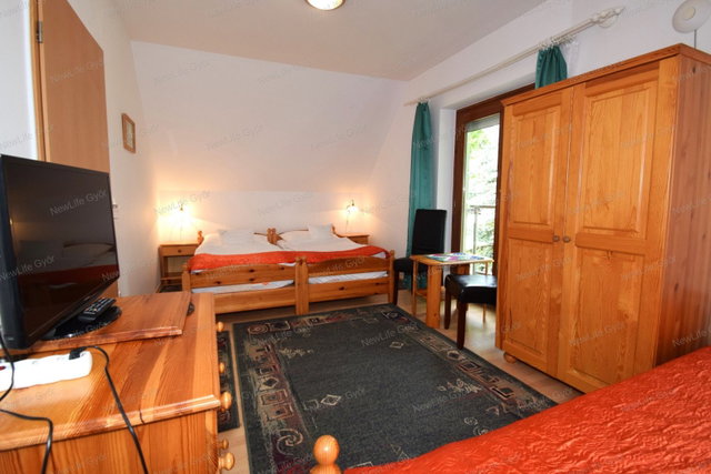Eladó hotel, Lentiben 398.8 M Ft, 17 szobás / költözzbe.hu