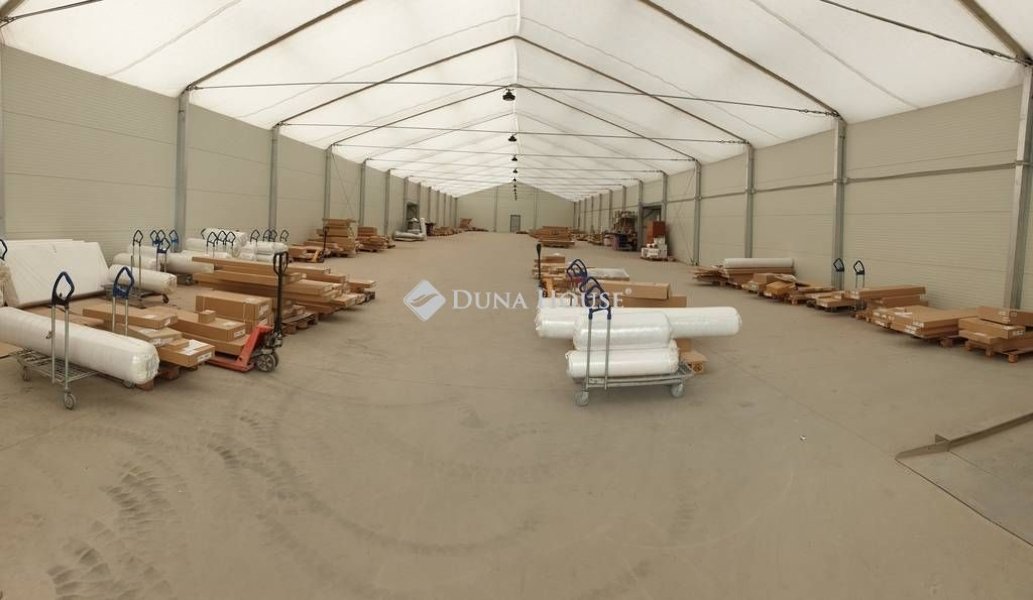 947m² · 3.000.000 ft