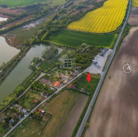 Eladó telek, Sárkeresztesen 8 M Ft / költözzbe.hu