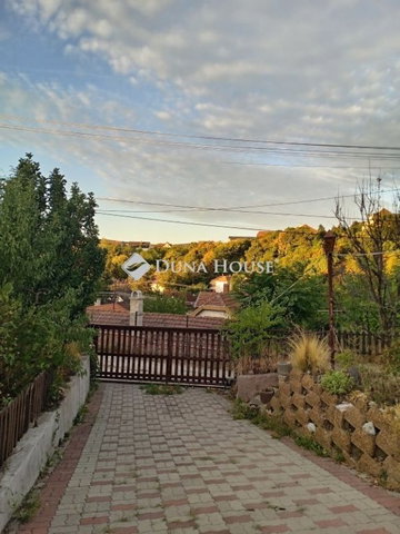 Eladó családi ház, Balatonalmádiban 74 M Ft, 3 szobás