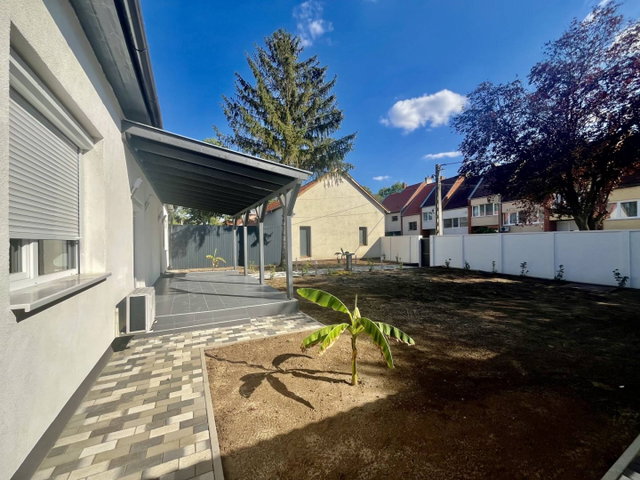 Eladó családi ház, Békéscsabán 79.9 M Ft, 3 szobás