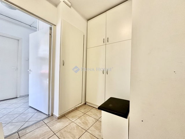 Eladó téglalakás, Zalaegerszegen 53 M Ft, 3 szobás