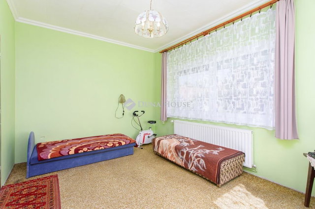 Eladó családi ház, Acsalagon 62 M Ft, 3 szobás