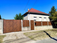 Eladó családi ház, Tolnán, Petőfi utcában 66.5 M Ft, 4 szobás