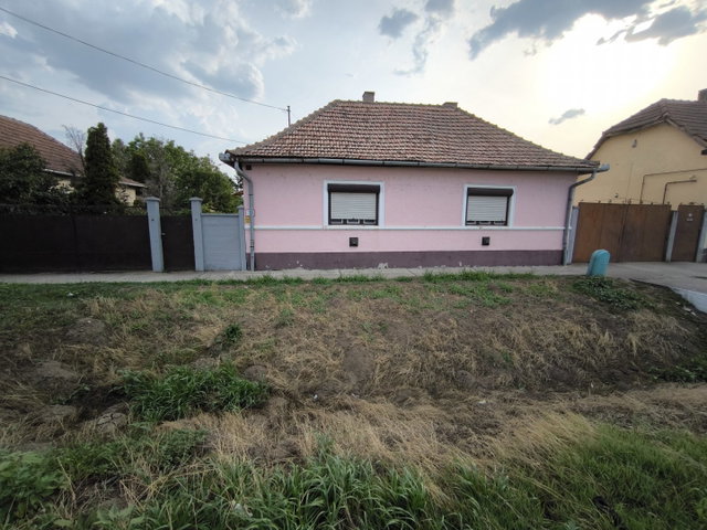 Eladó családi ház, Pocsajon 12.5 M Ft, 2 szobás