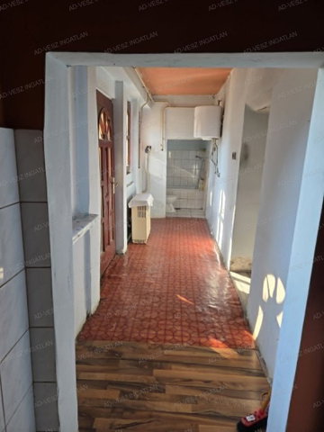 Eladó családi ház, Táborfalván 16.5 M Ft, 2 szobás