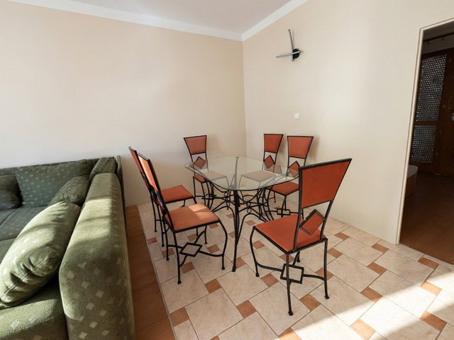 Kiadó panellakás, albérlet, Pécsett, Stadion utcában, 2 szobás
