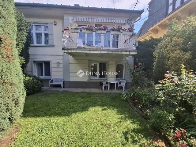 Eladó családi ház, Budapesten, X. kerületben 170 M Ft, 4 szobás