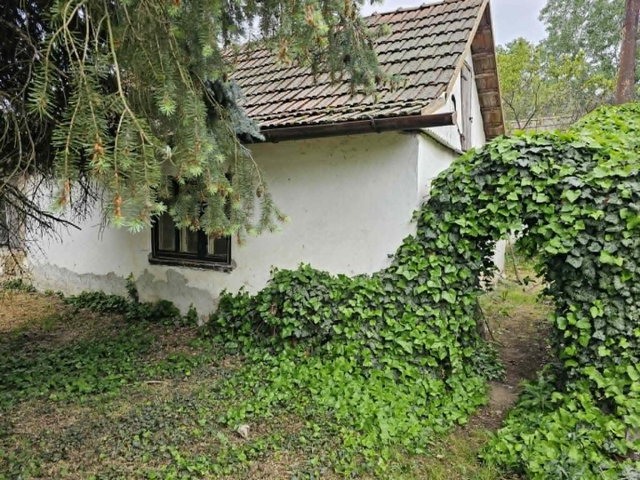 Eladó családi ház, Szolnokon 28.9 M Ft, 2+1 szobás