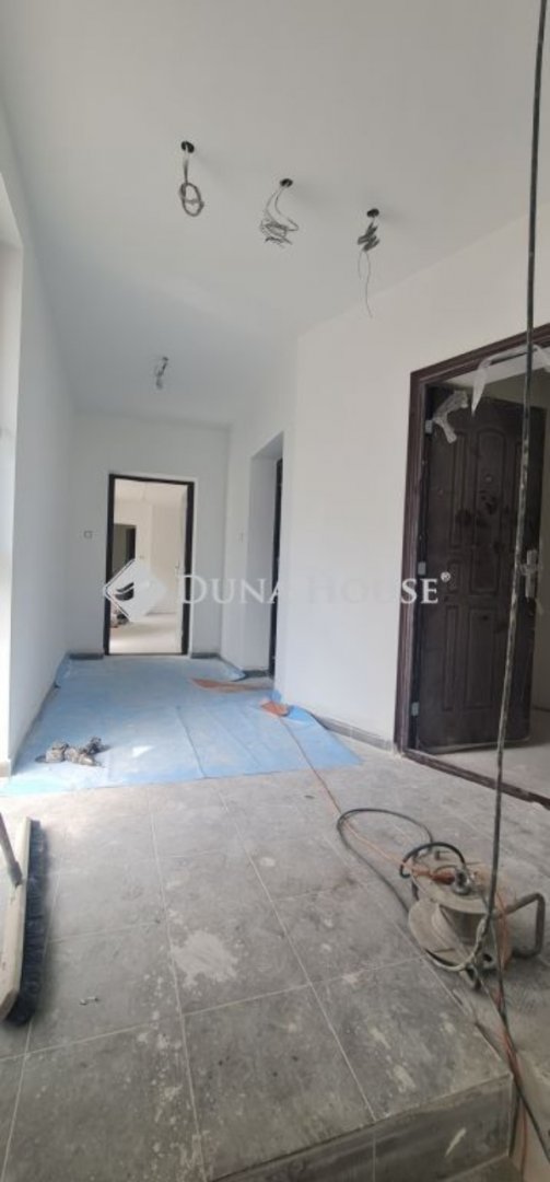 11 bed · 517m² · 800.000.000 ft