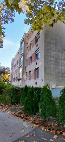 Eladó téglalakás, Zalaegerszegen 38 M Ft, 2 szobás
