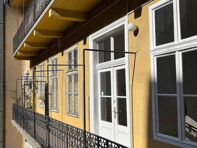 Eladó téglalakás, Budapesten, V. kerületben, Molnár utcában