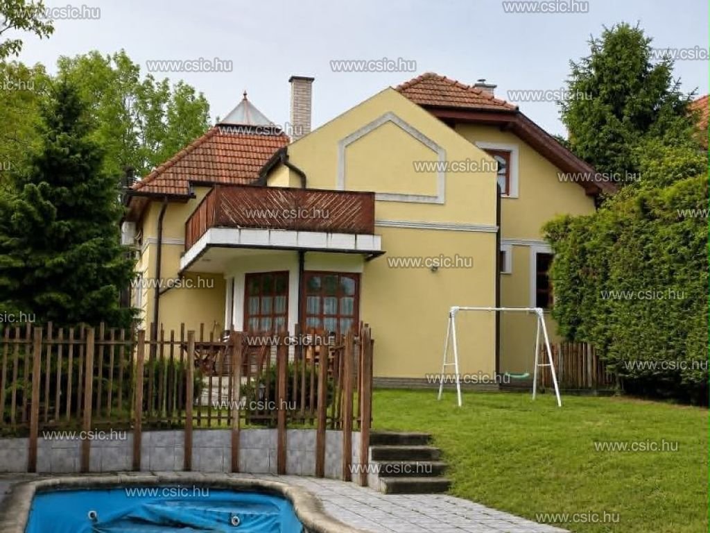 5 bed · 172m² · 162.800.000 ft