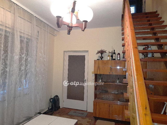 Eladó családi ház, Ambrózfalván 27.99 M Ft, 4+1 szobás