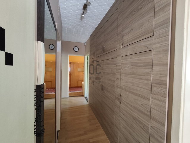 Eladó téglalakás, Nagykanizsán 38.5 M Ft, 3 szobás