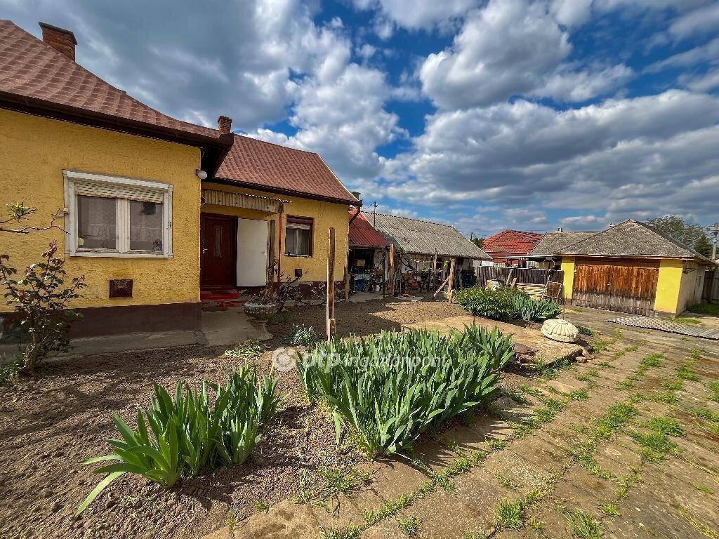 2 bed · 80m² · 41.900.000 ft