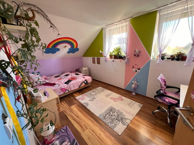 Eladó családi ház, Nyíregyházán 79.9 M Ft, 5 szobás