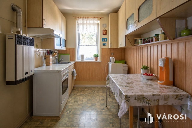 Eladó téglalakás, Békéscsabán 27.99 M Ft, 2 szobás