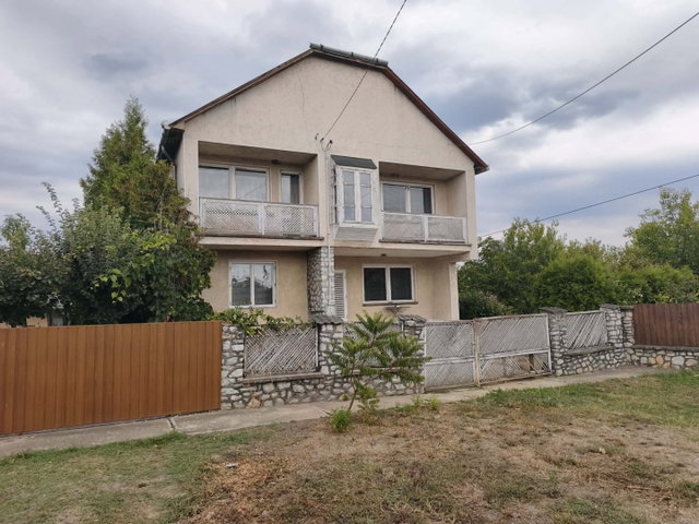 Eladó családi ház, Edelényben, Borsodi úton 49 M Ft, 5 szobás