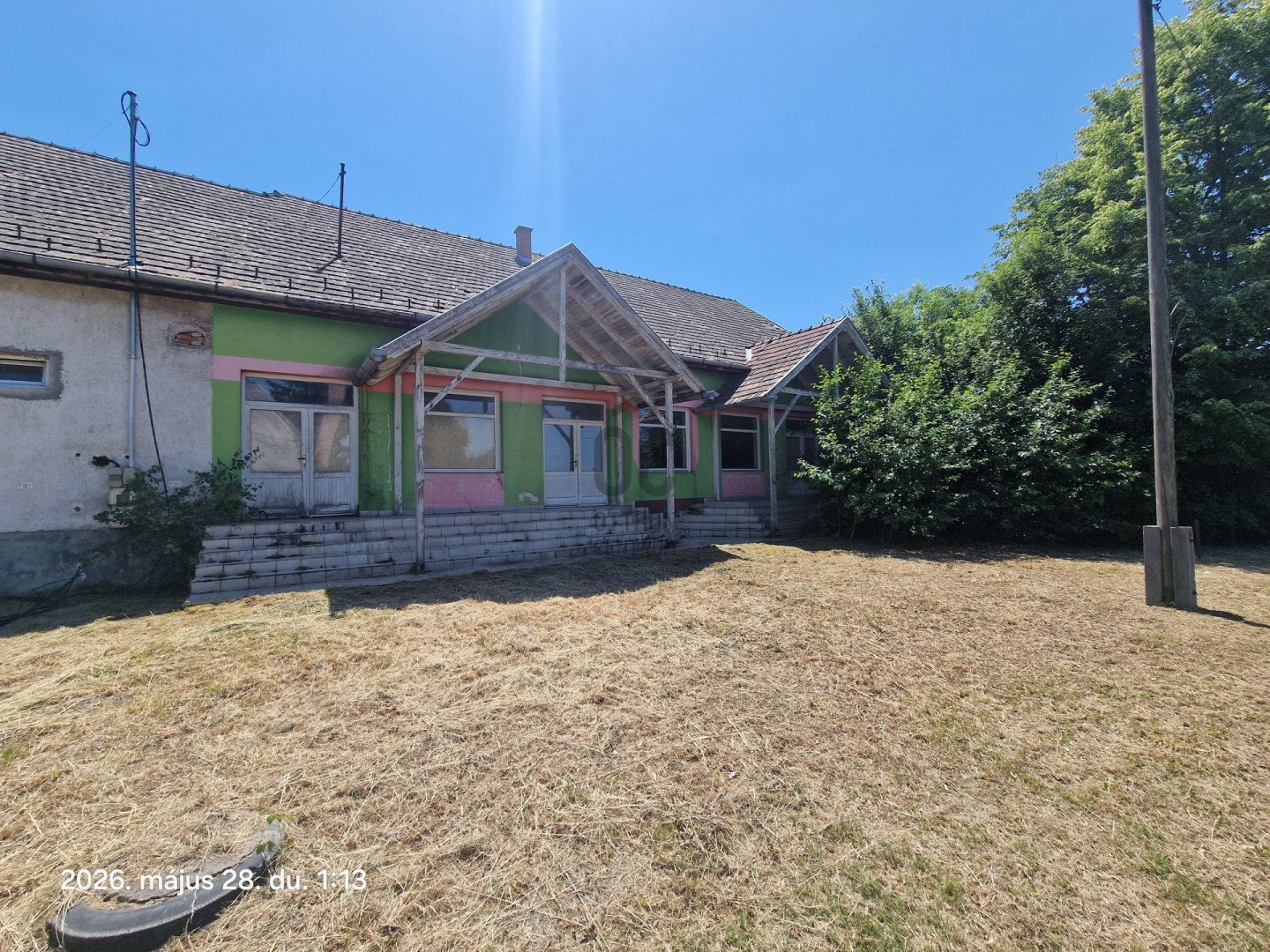 725m² · 22.900.000 ft