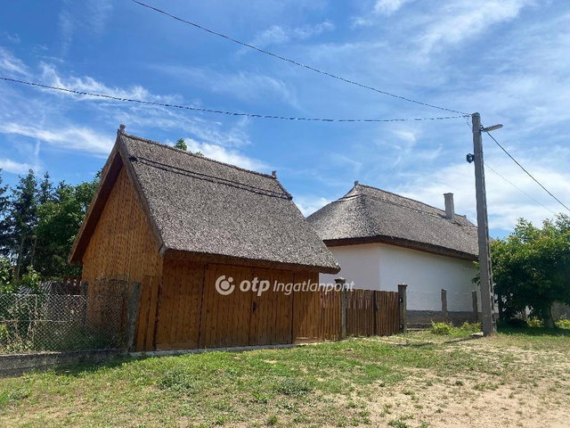 Eladó családi ház, Patvarcon 40.9 M Ft, 1 szobás