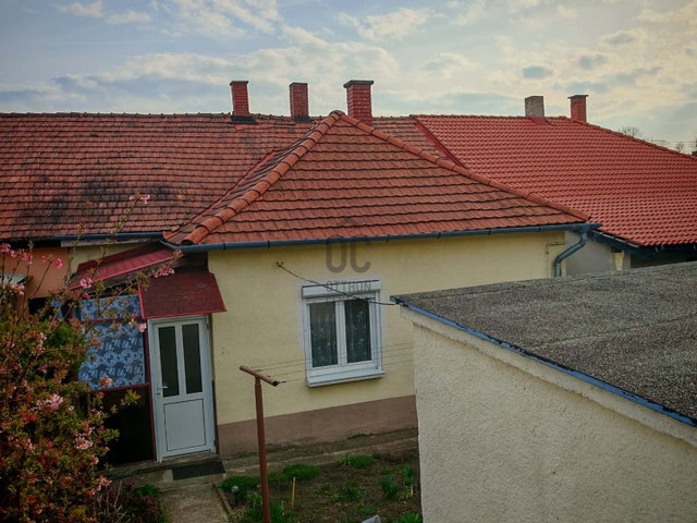 Eladó sorház, Úrkúton 27.5 M Ft, 2 szobás