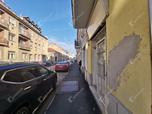 Eladó téglalakás, Nagykanizsán 22.5 M Ft, 3 szobás