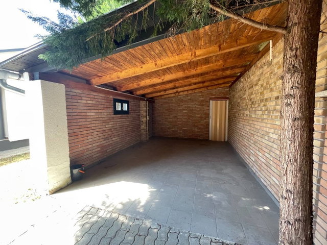 Eladó családi ház, Harkányban 89.9 M Ft, 4 szobás